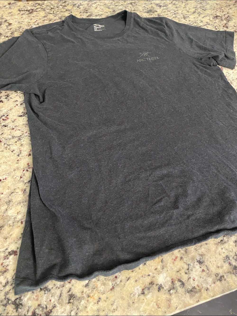 Arc'teryx Men’s Short Sleeve Crew T-Shirt - Charcoal